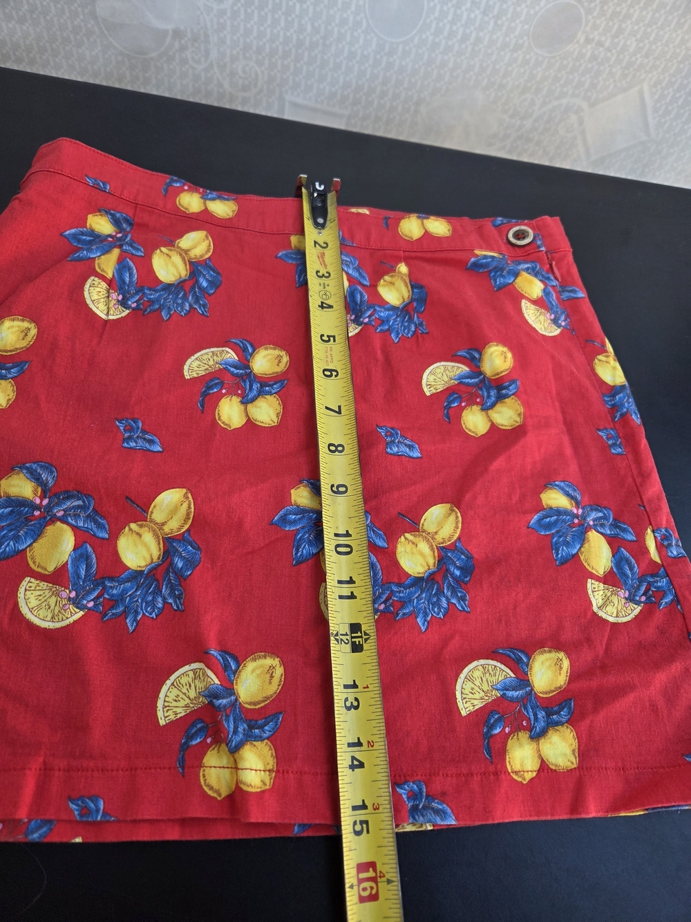 Forever 21 Red Lemon Print Button-Up - Picture 5 of 17
